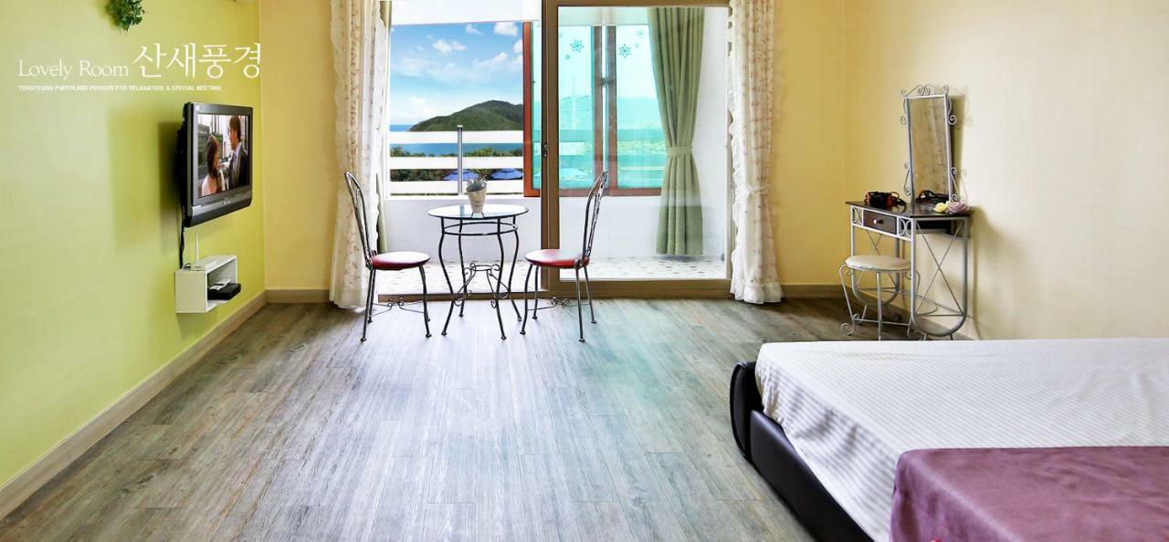 Tongyeong Paper Island Pension Exterior foto