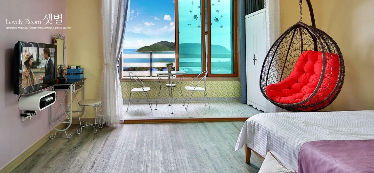 Tongyeong Paper Island Pension Exterior foto